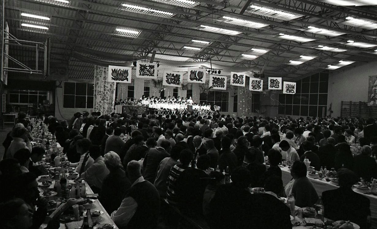 סדר פסח באולם בדפנה 1969