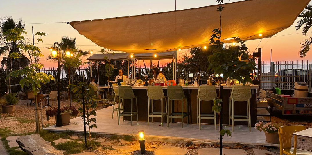 תושה בייקרי אכזיב